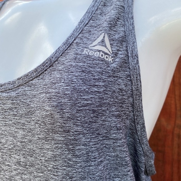 Reebok Tank Top Size M - Picture 3 of 8
